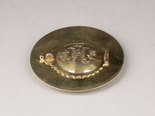 Auction 137<br>VERSEHPATENE MIT IHS-MONOGRAMM