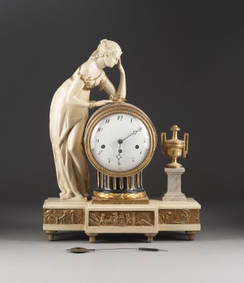 Auction 137<br>FIGURENUHR