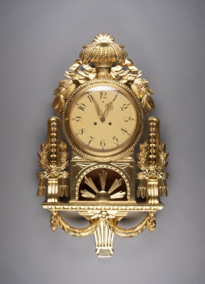 Auction 137<br>NEOKLASSIZISTISCHE WANDUHR