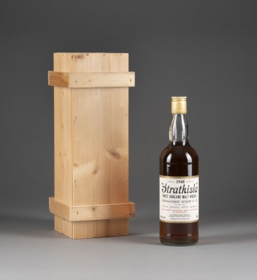 Auction 137<br>SEHR SELTENER WHISKY, STRATHISLA, 1948