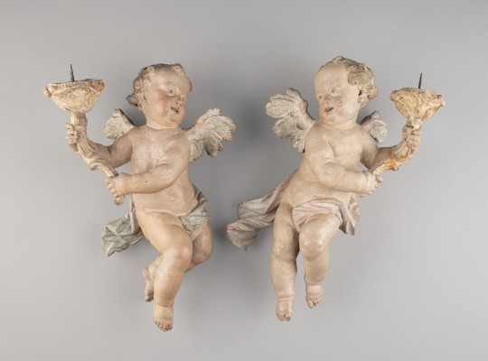 Auction 137<br>PAAR SCHWEBENDE LEUCHTERENGEL