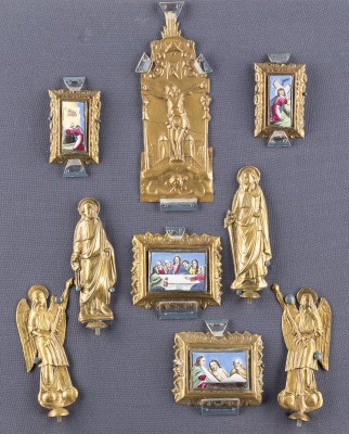 Auktion 138<br>NEUN PLAKETTEN MIT DEM LETZTEN ABENDMAHL, DER KREUZIGUNG, DER KREUZTRAGUNG UND DER GRABLEGUNG CHRISTI