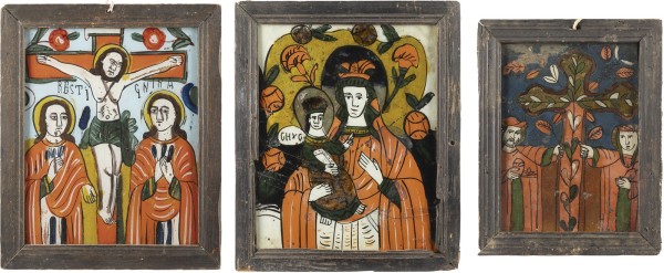 Auction 138<br>DREI HINTERGLAS-IKONEN: KREUZIGUNG CHRISTI, GOTTESMUTTER HODEGETRIA, HEILIGE KONSTANTIN UND HELENA