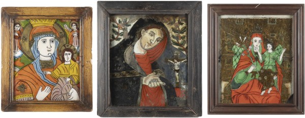 Auction 138<br>DREI HINTERGLAS-IKONEN MIT DER TRAUERNDEN GOTTESMUTTER UND DER GOTTESMUTTER MIT DEM KIND