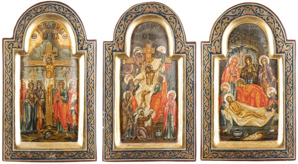 Auction 138<br>DREI GROSSE IKONEN MIT DER KREUZIGUNG, DER KREUZABNAHME UND GRABLEGUNG CHRISTI