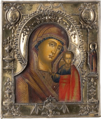 Auktion 138<br>FEINE IKONE MIT DER GOTTESMUTTER VON KASAN (KASANSKAJA) MIT VERMEIL-RIZA