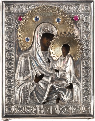 Auktion 138<br>MINIATUR-IKONE MIT DER GOTTESMUTTER VON TICHWIN (TICHWINSKAJA) MIT SILBER-OKLAD