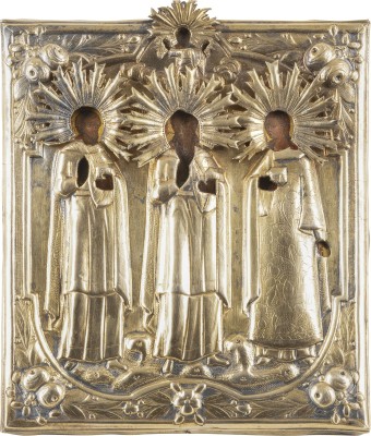 Auction 138<br>KLEINE IKONE MIT DEN HEILIGEN SAMON, GURIJ UND AVIV MIT VERMEIL-OKLAD