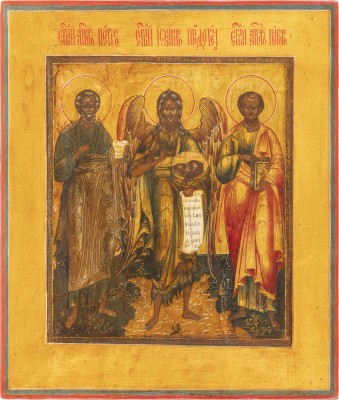 Auktion 138<br>IKONE MIT DEM HEILIGEN JOHANNES DEM VORLÄUFER FLANKIERT VON DEN APOSTELN PETRUS UND PAULUS