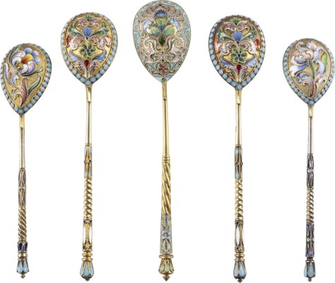 Auktion 138<br>FÜNF CLOISONNÉ-EMAIL-LÖFFEL