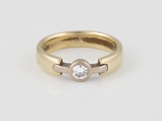 Auction 136<br>RING