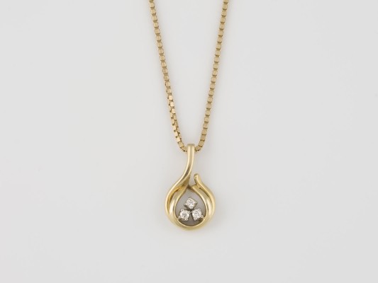 Picture ANHÄNGER MIT KETTE