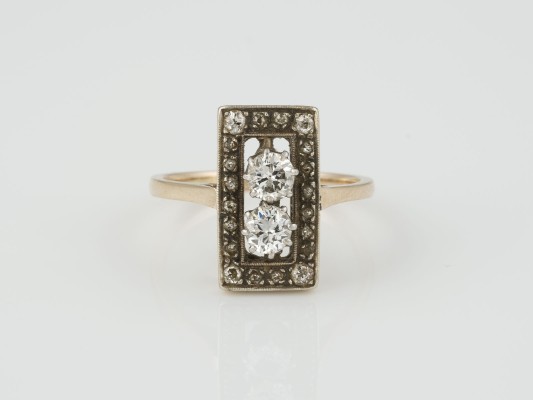 Auction 136<br>RING