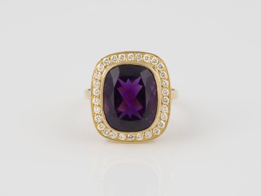 Auction 136<br>RING