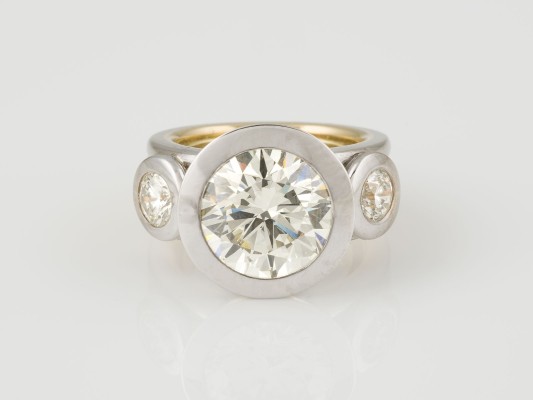 Auction <br>RING - BRILLANT CA. 6.80 CT.