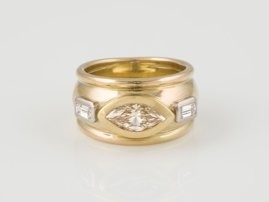 Auction <br>RING