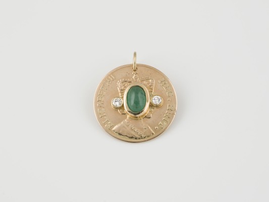 Auction <br>MEDAILLEN-ANHÄNGER