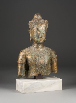 Auction 139<br>EINE BÜSTE VON BUDDHA AUS BRONZE