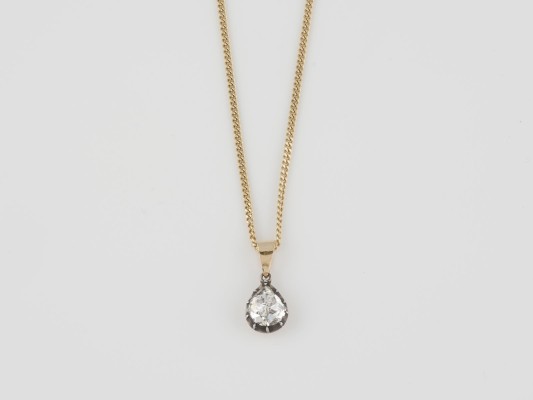 Bild ANHÄNGER MIT KETTE