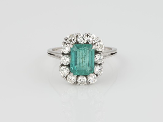 Auction 141<br>SMARAGD-RING