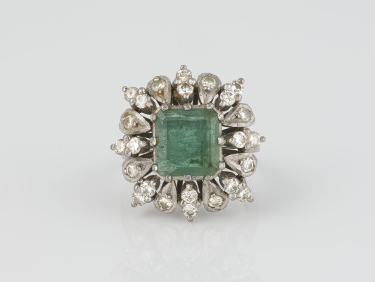 Auction 141<br>SMARAGD-RING