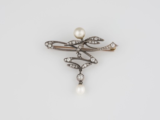 Auction 141<br>JUGENDSTIL-BROSCHE