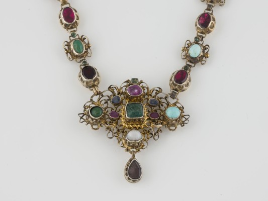 Picture HISTORISCHES COLLIER