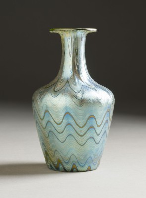 Auction 141<br>KLEINE 'PHÄNOMEN'-VASE