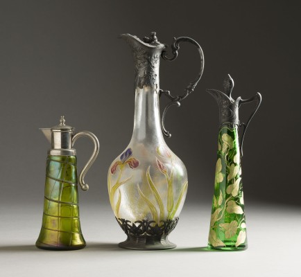 Auction 141<br>DREI JUGENDSTIL-KARAFFEN