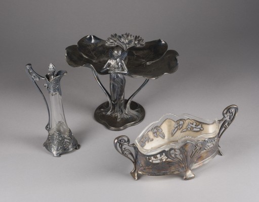 Auction 141<br>DREITEILIGES JUGENDSTIL-KONVOLUT
