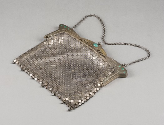Auktion 141<br>JUGENDSTIL ABENDTASCHE