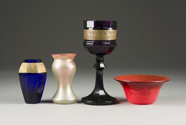 Auction 141<br>VIERTEILIGES GLAS-KONVOLUT