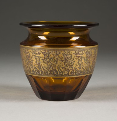 Auction 141<br>KLEINE ART-DÉCO-VASE
