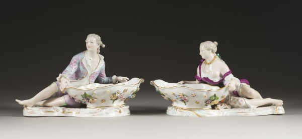 Auction 141<br>PAAR GROSSE FIGÜRLICHE GEWÜRZSCHALEN