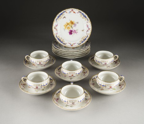 Auction 141<br>SECHS TEEGEDECKE 'BRESLAUER STADTSCHLOSS'