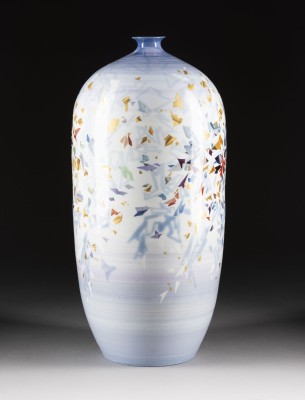 Auktion 141<br>VASE 'LUSTIGES DRUNTER UND DRÜBER'
