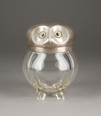 Auction 141<br>EISBEHÄLTER IN FORM EINER EULE