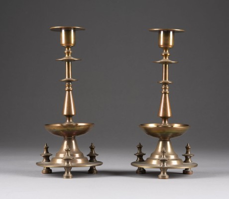 Auction 141<br>PAAR TISCHLEUCHTER