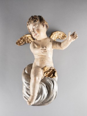 Auktion 141<br>GEFLÜGELTER SCHWEBENDER PUTTO AUF EINER WOLKE