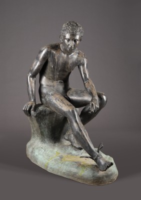 Picture MONUMENTALER SITZENDER HERMES AUS HERCULANEUM