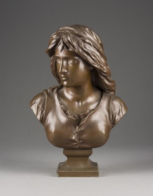 Auction 141<br>FRAUENBÜSTE