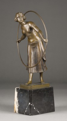 Auktion 141<br>ART-DÉCO REIFENTÄNZERIN