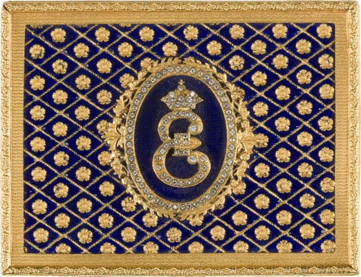 Auktion 142<br>TABATIÈRE MIT DEM MONOGRAMM DER ZARIN KATHARINA DER GROSSEN