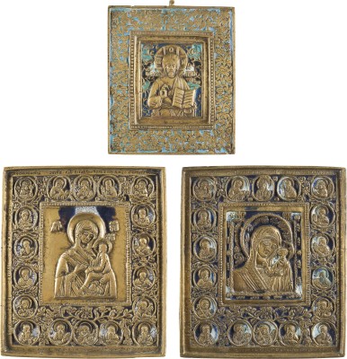 Bild SAMMLUNG VON DREI BRONZE-IKONEN: CHRISTUS PANTOKRATOR UND GOTTESMUTTER VON KASAN SOWIE VON TICHWIN