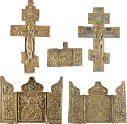 Bild SAMMLUNG VON FÜNF BRONZE-IKONEN: KRUZIFIXE, AUSGEWÄHLTE HEILIGE SOWIE GOTTESMUTTER DER PASSION