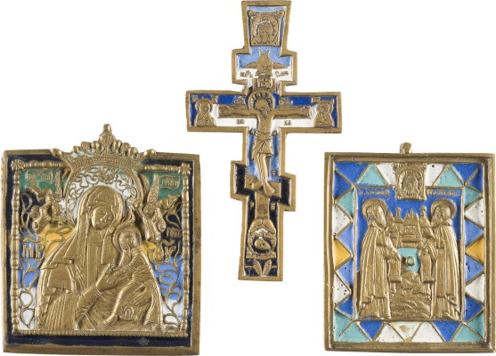 Bild SAMMLUNG VON DREI BRONZE-IKONEN: SIGNIERTE IKONE MIT HEILIGEN ZOSIMA UND SAWATIJ, ZWEI IKONEN MIT DER GOTTESMUTTER DER PASSION SOWIE EINEM KRUZIFIX