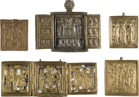 Auktion 142<br>SAMMLUNG VON FÜNF BRONZE-IKONEN: DEESIS, ALTTESTAMENTLICHE DREIFALTIGKEIT SOWIE AUSGEWÄHLTE HEILIGE