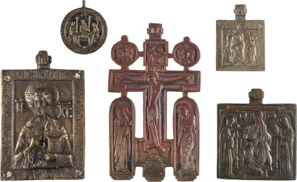 Auktion 142<br>SAMMLUNG VON FÜNF BRONZE-IKONEN: DARSTELLUNGEN CHRISTI SOWIE ALTTESTAMENTLICHE DREIFALTIGKEIT