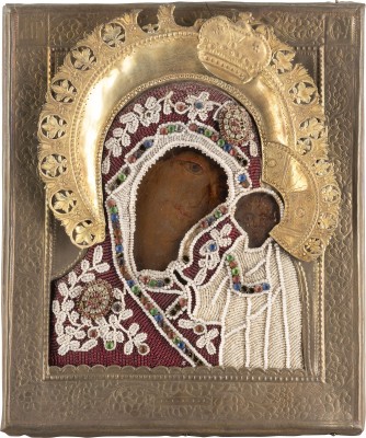 Auction 142<br>IKONE MIT DER GOTTESMUTTER VON KASAN (KASANSKAJA) MIT PERL-OKLAD