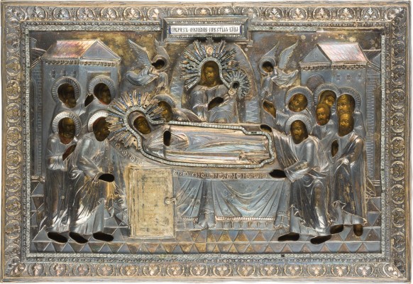 Auktion 142<br>GROSSE IKONE MIT DEM ENTSCHLAFEN DER GOTTESMUTTER NACH DEM VORBILD DES HÖHLENKLOSTERS ZU KIEW MIT VERMEIL-OKLAD UND RELIQUIEN
